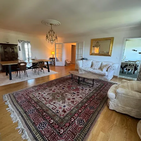 Calme Et Elegance Au Coeur De