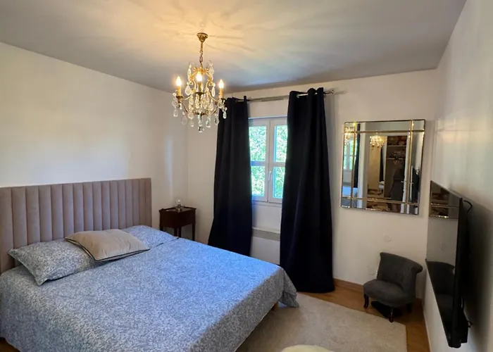 Calme Et élégance Au Cœur De Apartamento *